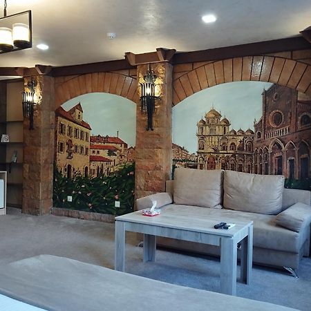 Delin Hotel And Tours Jerevan Eksteriør bilde