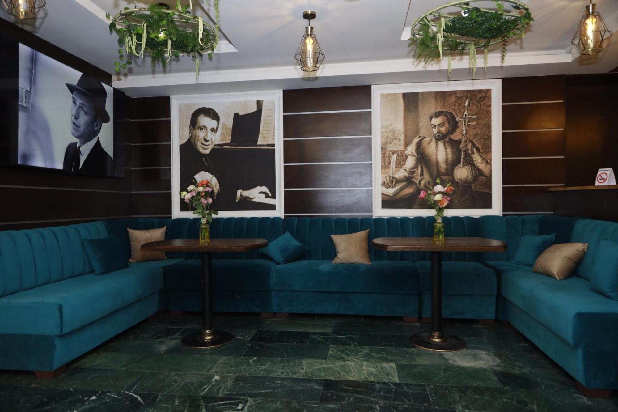 Delin Hotel And Tours Jerevan Eksteriør bilde